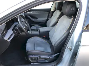 Škoda Superb Selection