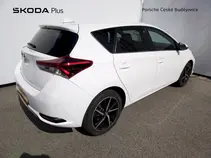 Auris 