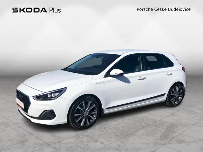 i30