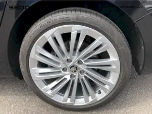 Škoda Superb L&K