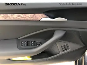 Škoda Superb L&K