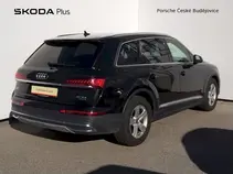 Q7 