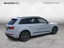 Q7 