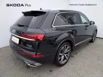 Q7