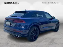 SQ8