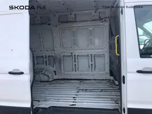 Volkswagen Crafter - skříňový vůz