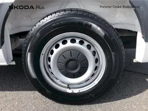 Volkswagen Crafter - skříňový vůz