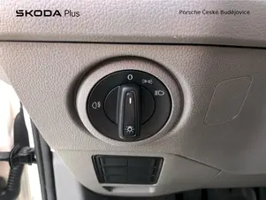 Volkswagen Crafter - skříňový vůz  