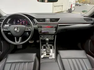 Škoda Superb L&K