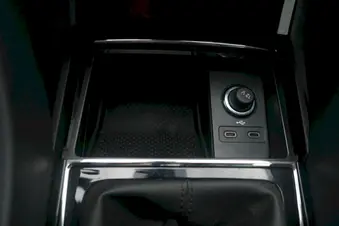 Škoda Karoq Selection