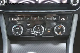 Škoda Superb SportLine