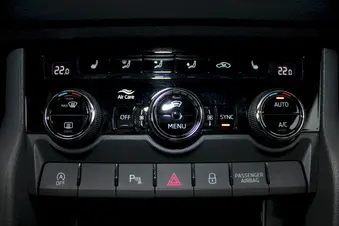 Škoda Karoq Selection