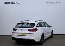 i30
