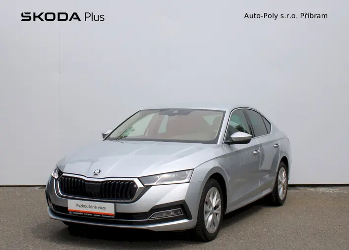 Octavia Style Plus