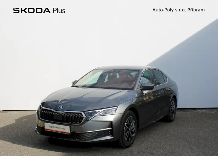 Octavia Top Selection