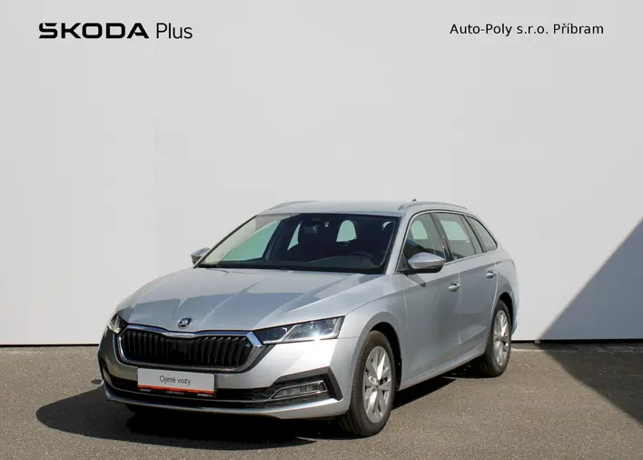 Octavia Style Plus