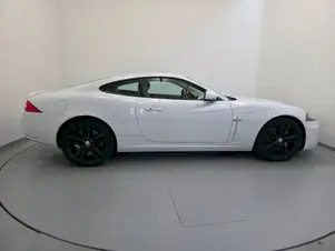 Jaguar XKR