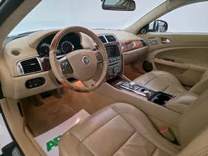 Jaguar XKR