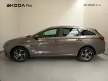 i30