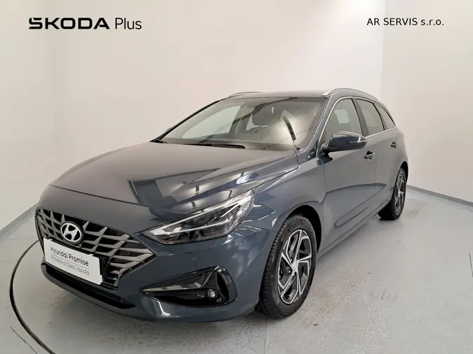 i30