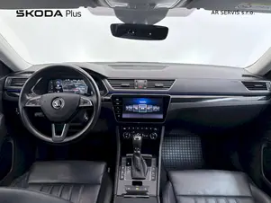 Škoda Superb L&K