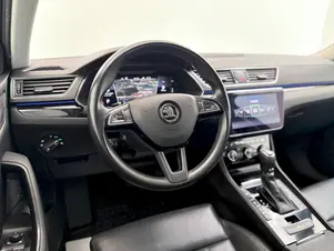 Škoda Superb L&K