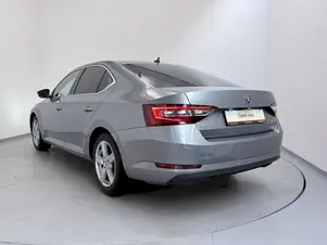 Škoda Superb L&K