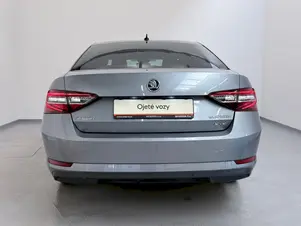 Škoda Superb L&K