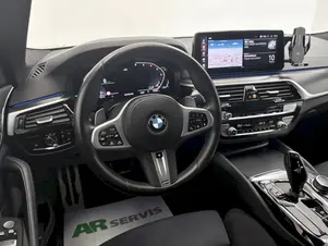 BMW Řada 5 
