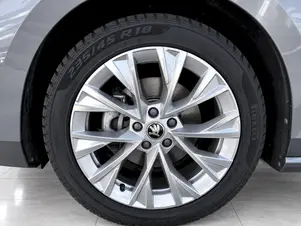 Škoda Superb Selection
