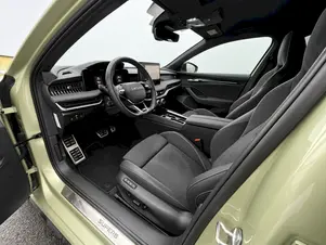 Škoda Superb SportLine