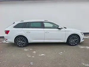 Škoda Superb L&K