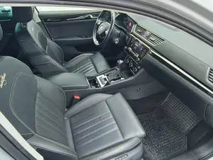 Škoda Superb L&K