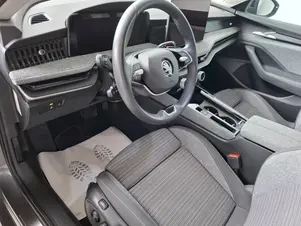 Škoda Superb Selection