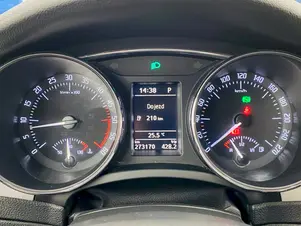 Škoda Superb 