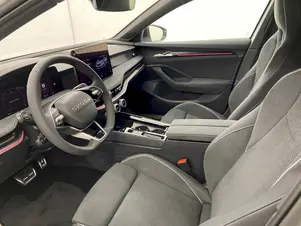 Škoda Superb SportLine