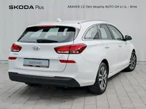 i30