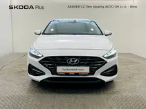 i30