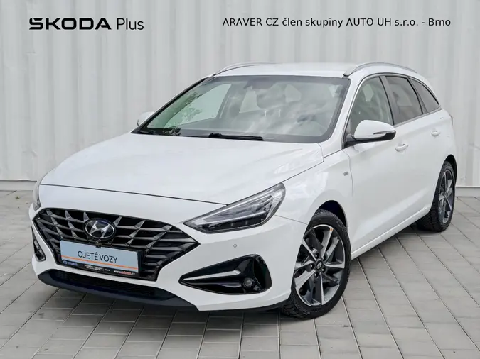 i30