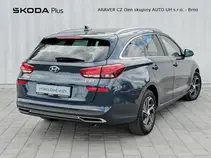 i30