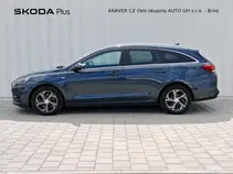 i30