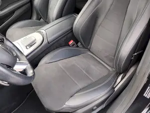 Mercedes-Benz E300 