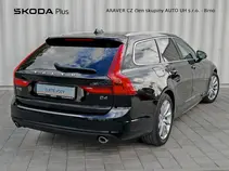 V90 