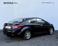 Elantra 