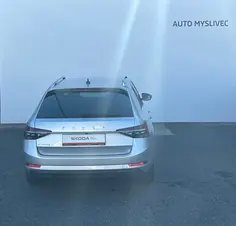Škoda Superb Style