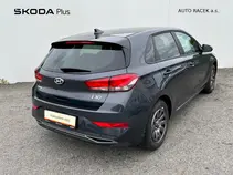 i30