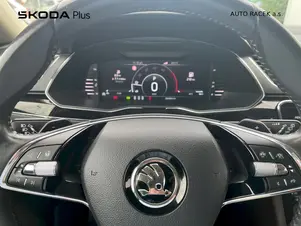 Škoda Superb L&K