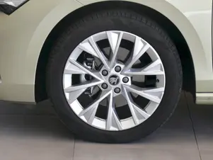 Škoda Superb Selection