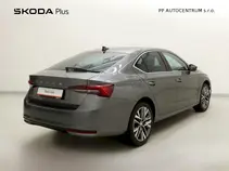 Octavia Top Selection