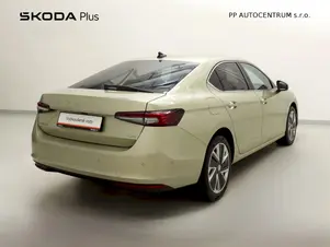 Škoda Superb Selection